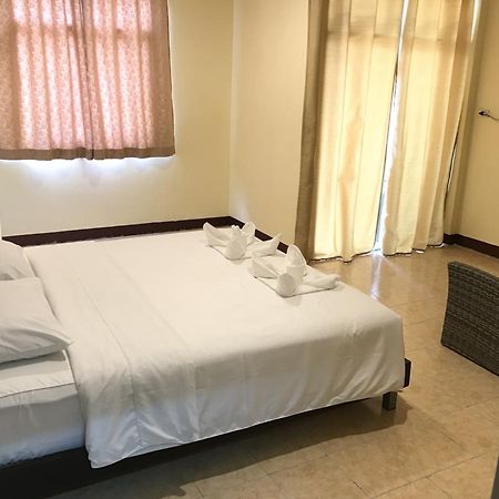 Ferb Guest House Patong Luaran gambar