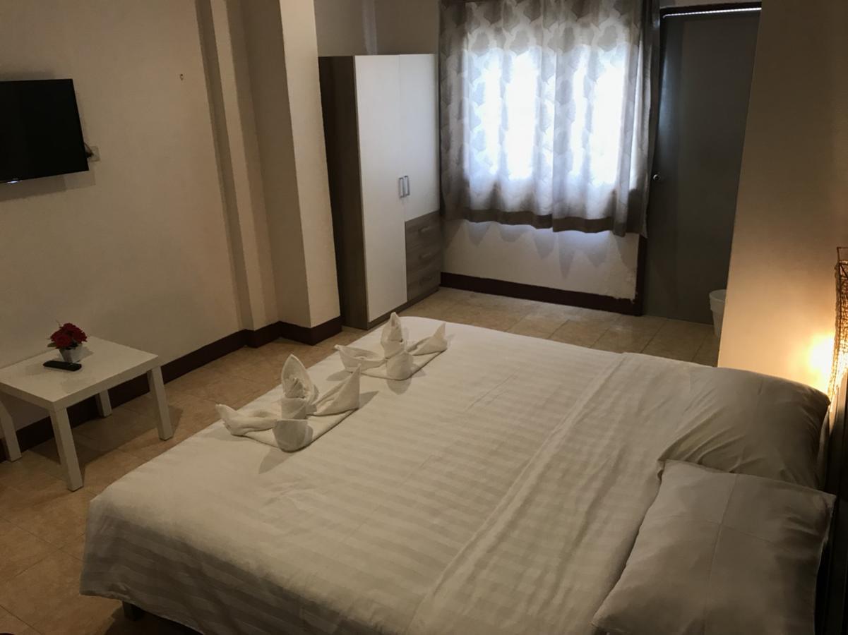 Ferb Guest House Patong Luaran gambar