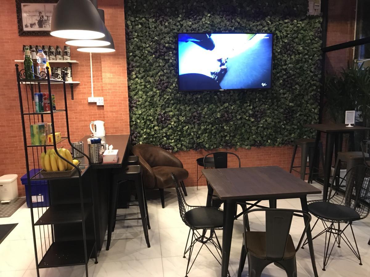Ferb Guest House Patong Luaran gambar