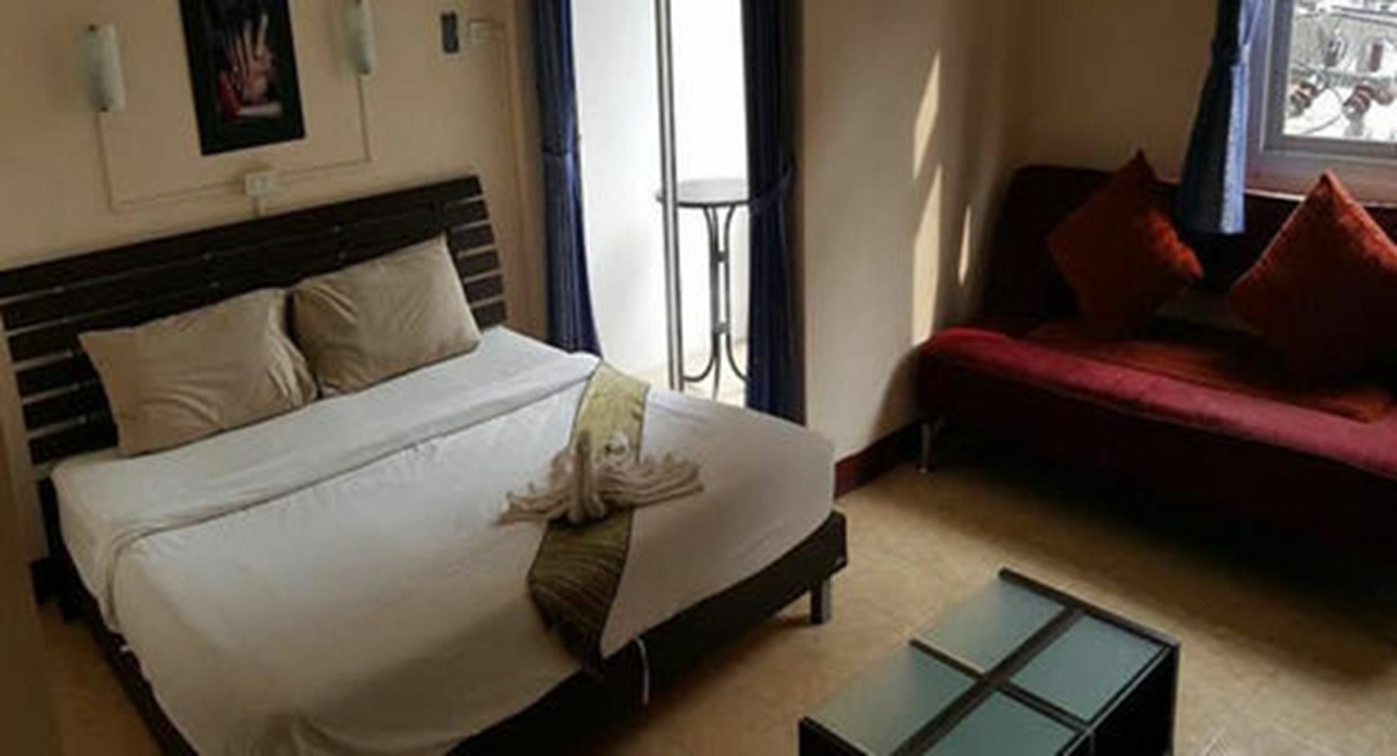 Ferb Guest House Patong Luaran gambar